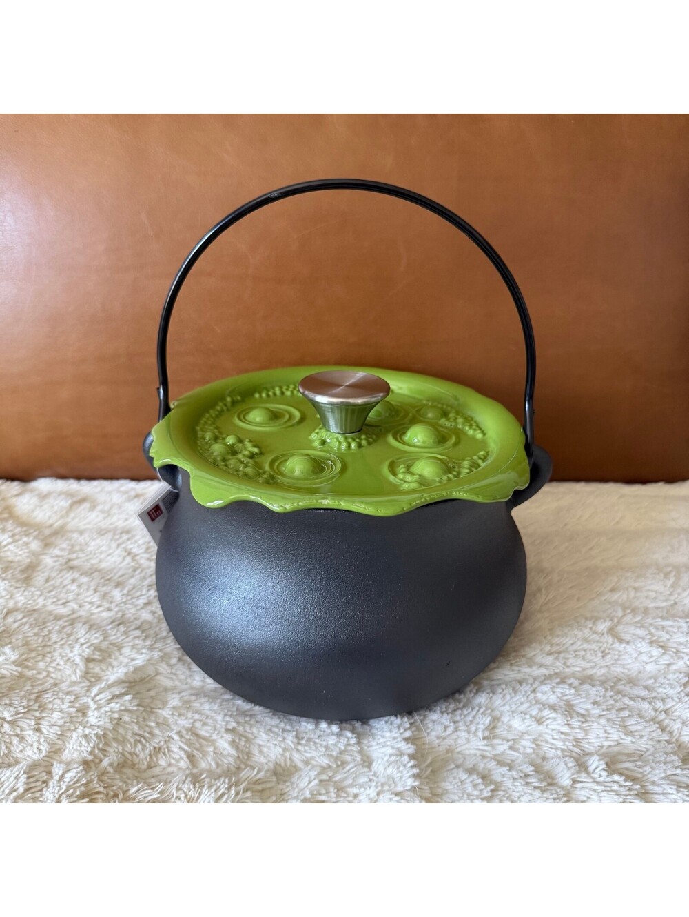 Smith Clark Cast Iron Cauldron 4 Qt Green Bubbling Lid Halloween NEW
